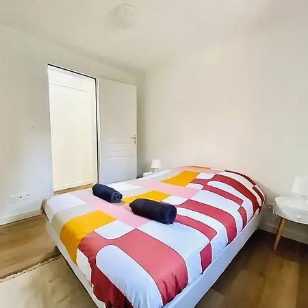 Aux Pieds Du Vieux-mans : Confortable T2 Cocooning لو مان