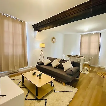 Aux Pieds Du Vieux-mans : Confortable T2 Cocooning