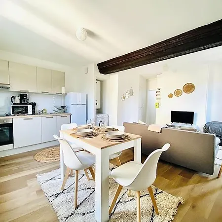 Aux Pieds Du Vieux-mans : Confortable T2 Cocooning * لو مان