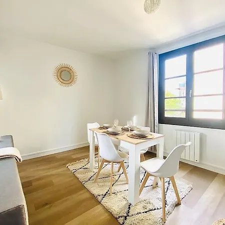 شقة Aux Pieds Du Vieux-mans : Confortable T2 Cocooning