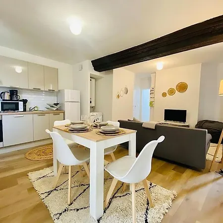 Aux Pieds Du Vieux-mans : Confortable T2 Cocooning لو مان